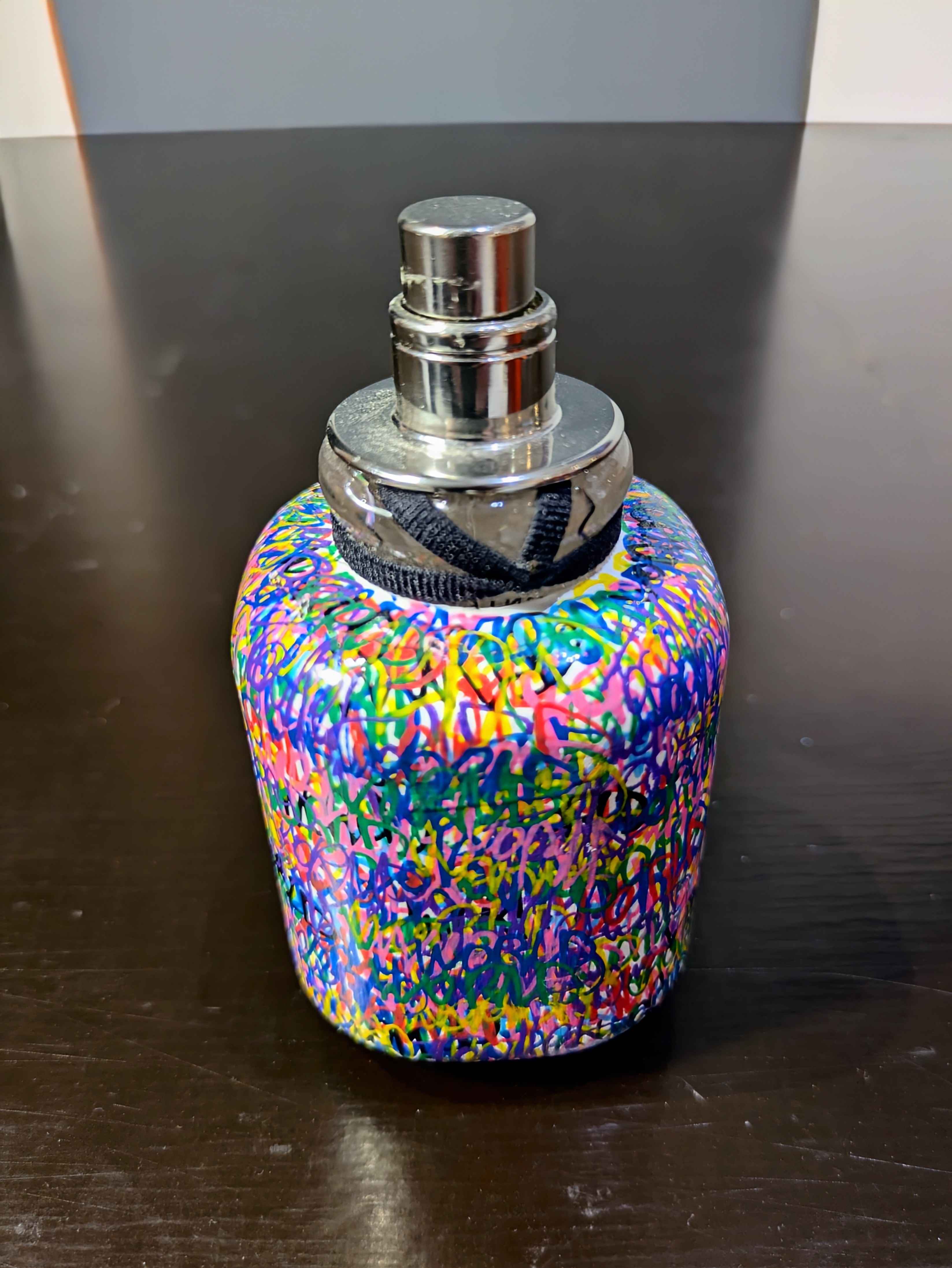 Bouteille de parfum L'INTERDIT by GIVENCHY – Pièce unique peinte à la main