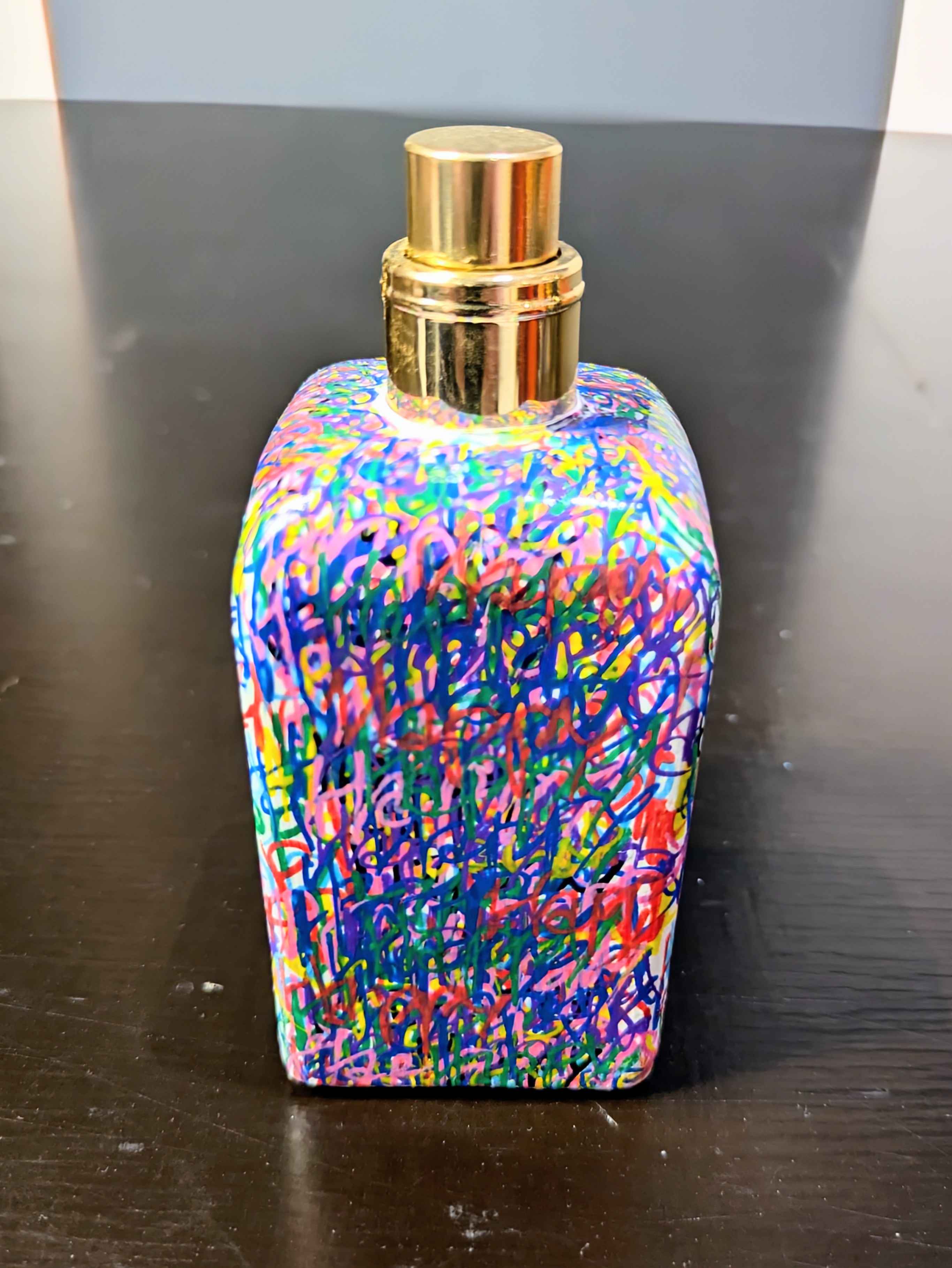 Bouteille de parfum GENTLEMAN by GIVENCHY – Pièce unique peinte à la main