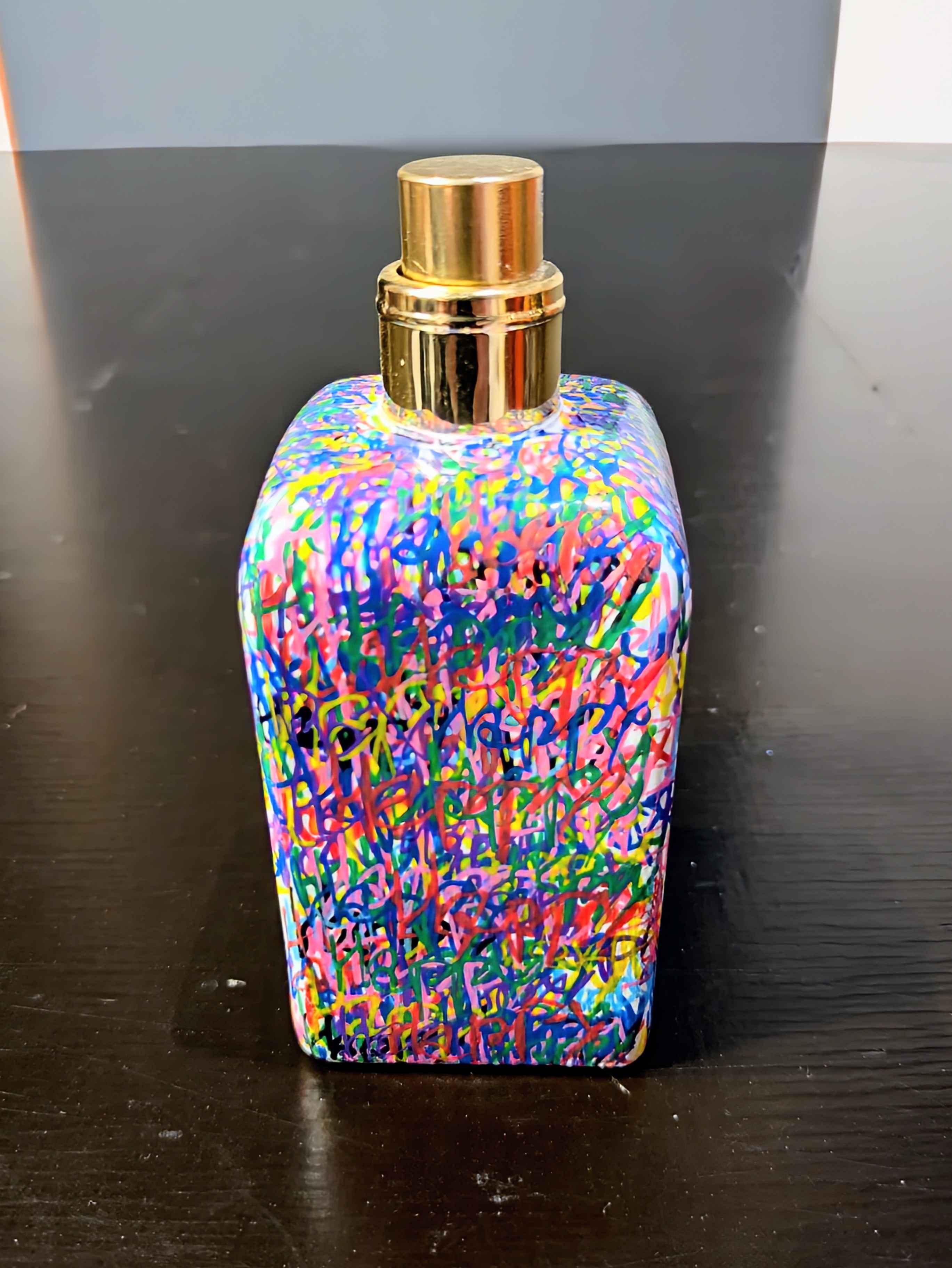 Bouteille de parfum GENTLEMAN by GIVENCHY – Pièce unique peinte à la main