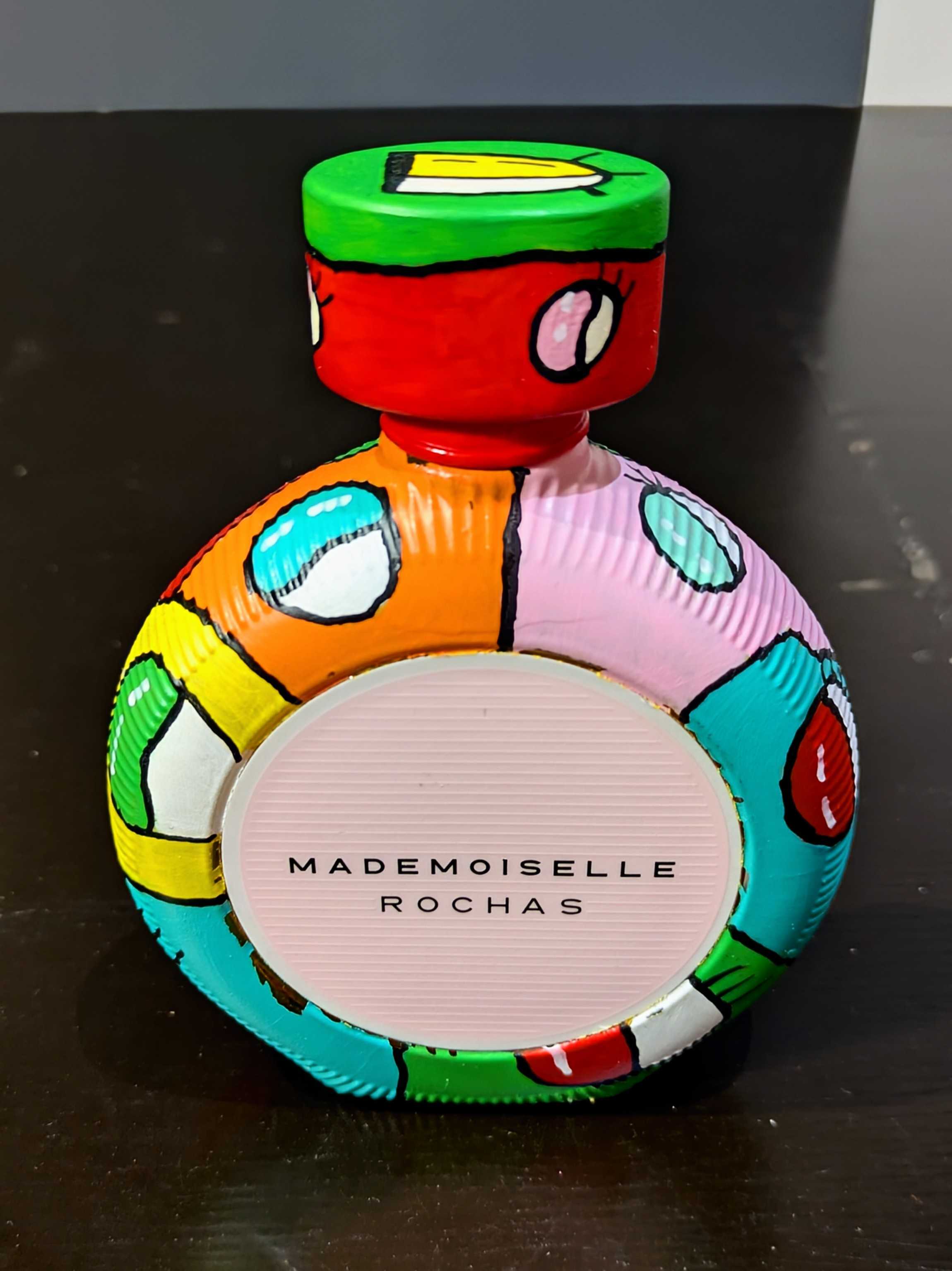 Bouteille de parfum MADEMOISELLE by ROCHAS – Pièce unique peinte à la main