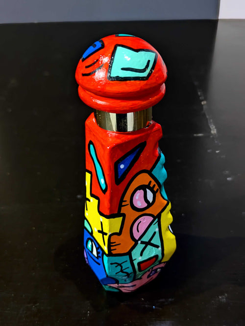 Bouteille de parfum ANGE ou DEMON by GIVENCHY custom – Pièce unique peinte à la main