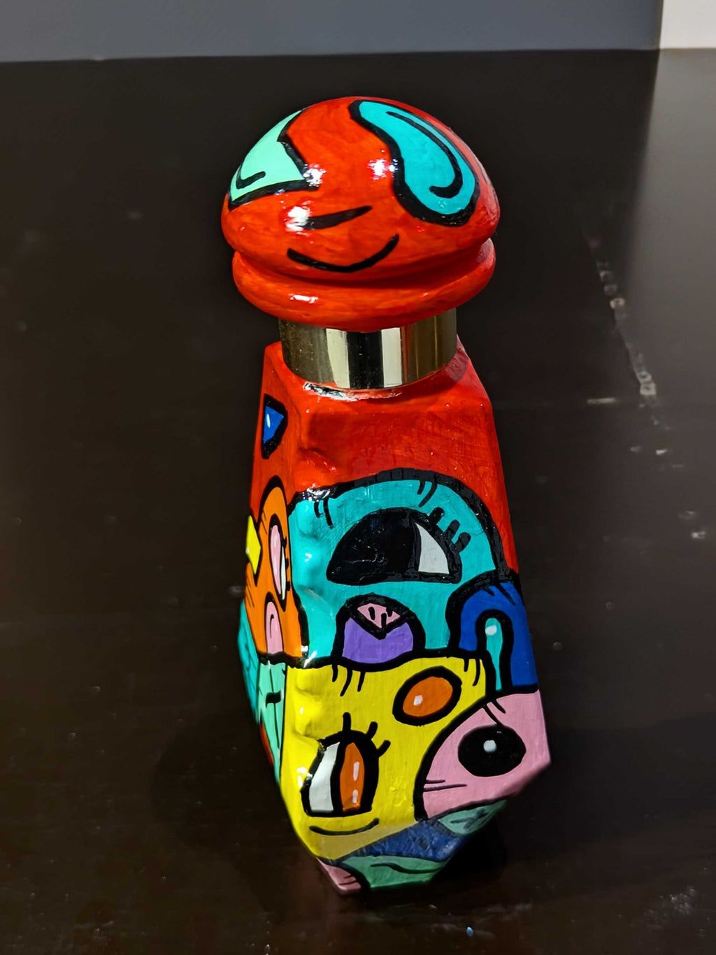 Bouteille de parfum ANGE ou DEMON by GIVENCHY custom – Pièce unique peinte à la main