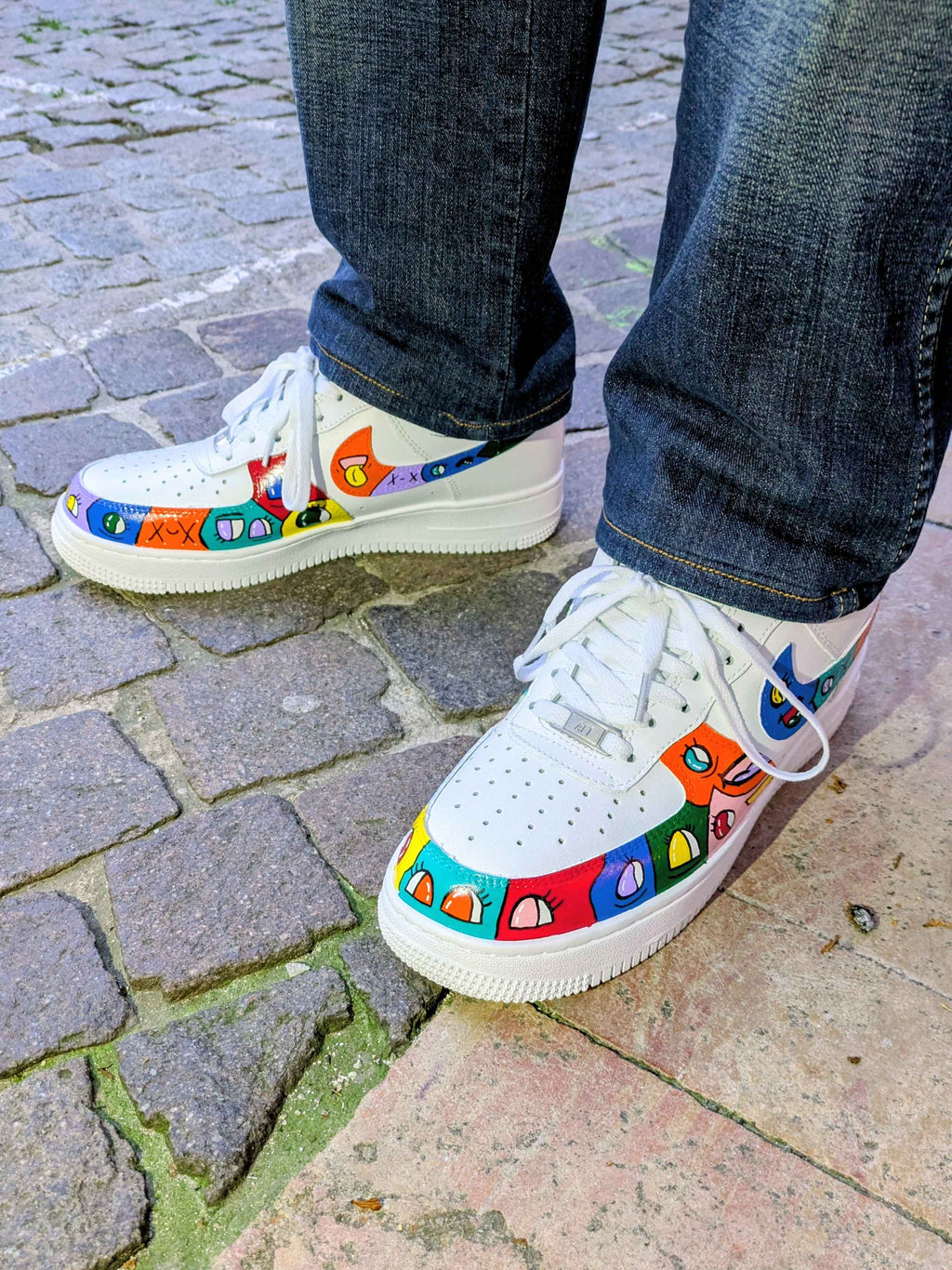 Paire de sneakers custom – Pièce unique peinte à la main